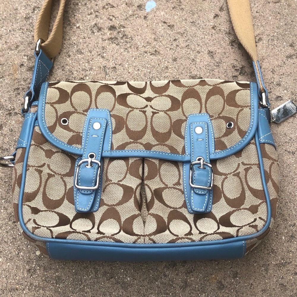 Authentic Coach Signature Crossbody Purse